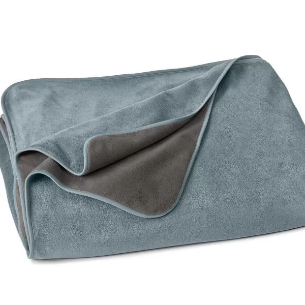 Orvis Dog-Proof Fleece Coverlet | Throw Blankets