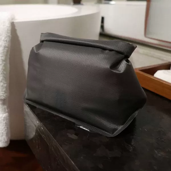 Orvis Matador® Flatpak Waterproof Toiletry Case | Men Travel