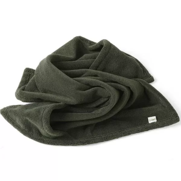 Orvis Microfiber Dog-Drying Towel | Health & Grooming Products