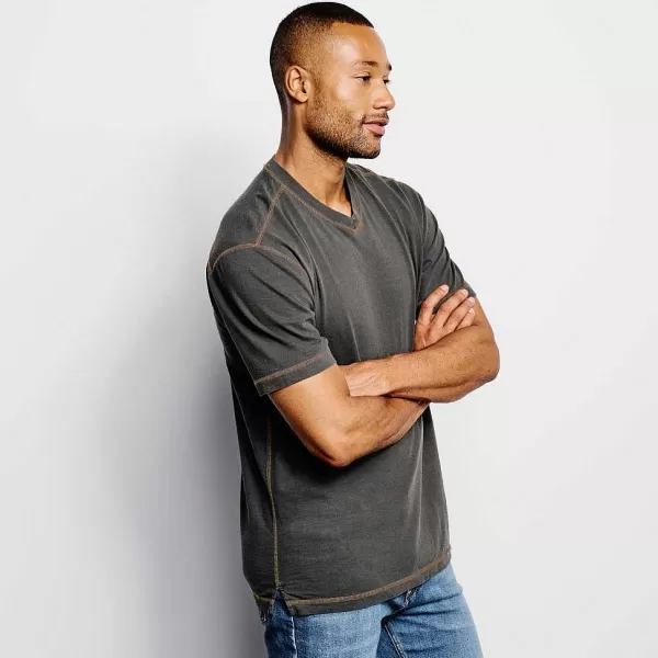 Orvis Montana Morning® High V-Neck Short-Sleeved T-Shirt | Men Shirts