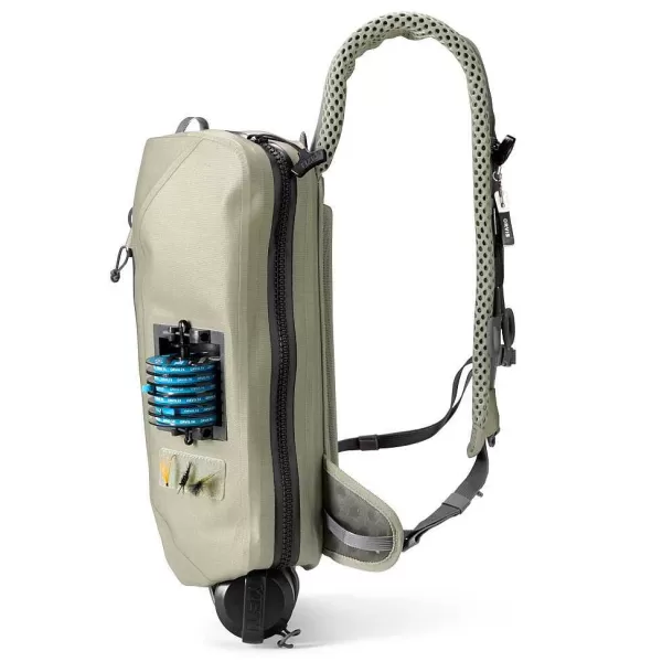 Orvis Pro Waterproof Sling 14L | Waders