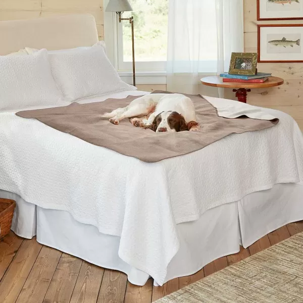 Orvis Reversible Water-Resis T Throw | Throw Blankets