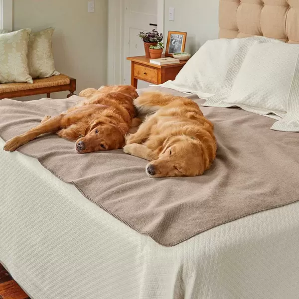 Orvis Reversible Water-Resis T Throw | Throw Blankets